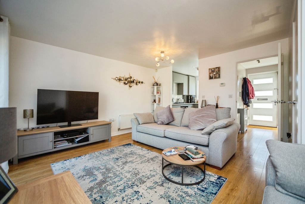 Property photo 2 of 14 Lounge/Dining Room