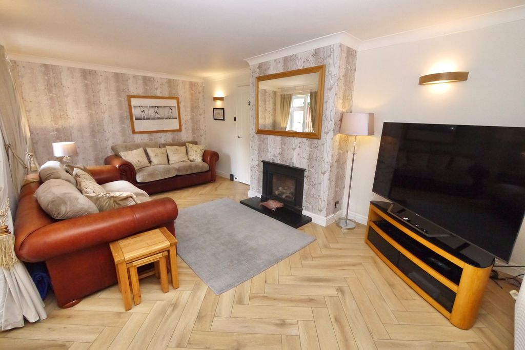 Property photo 3 of 23 3