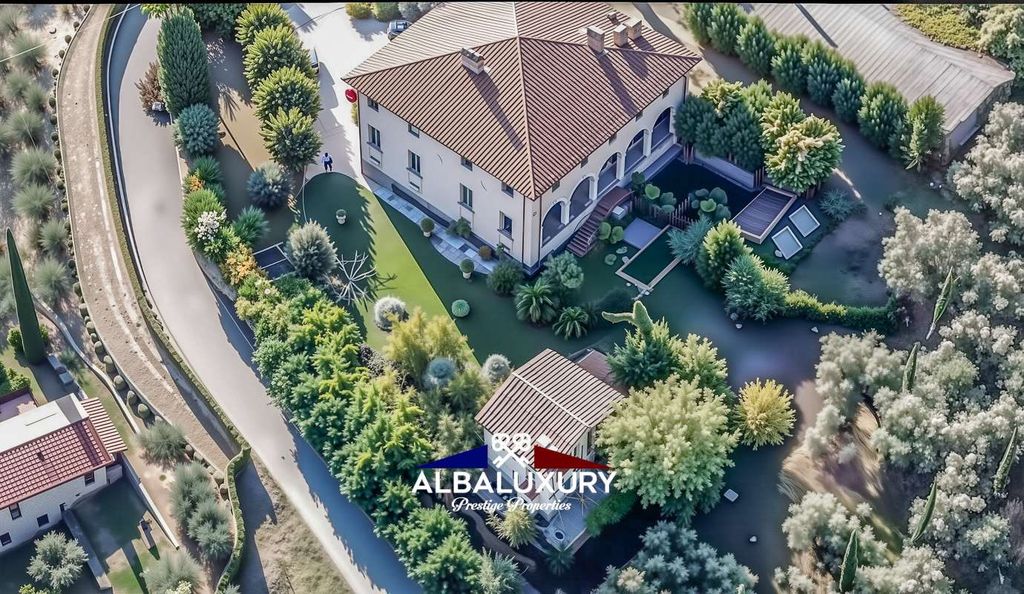 Property photo 3 of 50