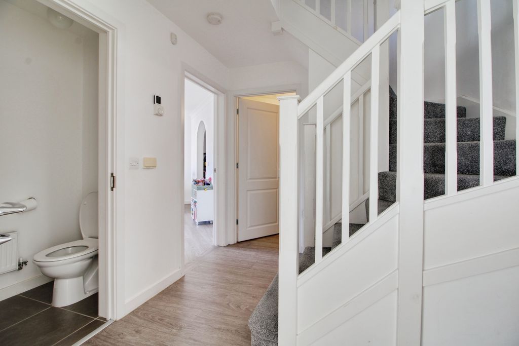 Property photo 2 of 19 Photo 15