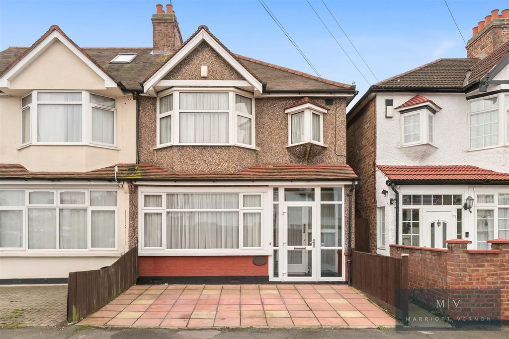 Property photo 1 of 16 Broughton Road 75 MV-15.Jpg