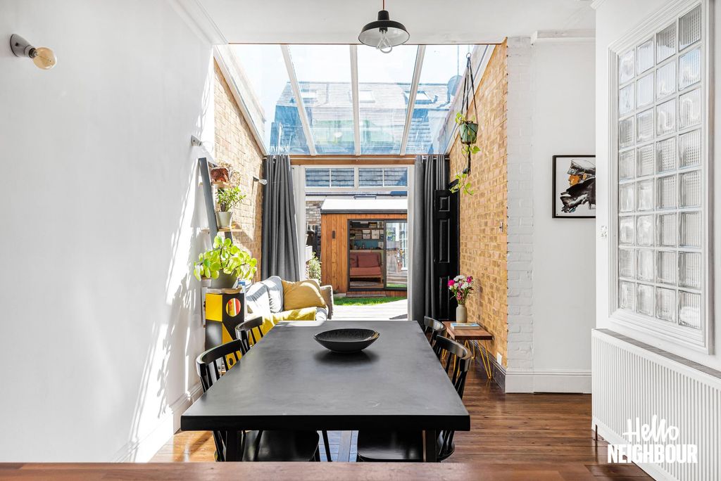 Property photo 2 of 15 Photo 1