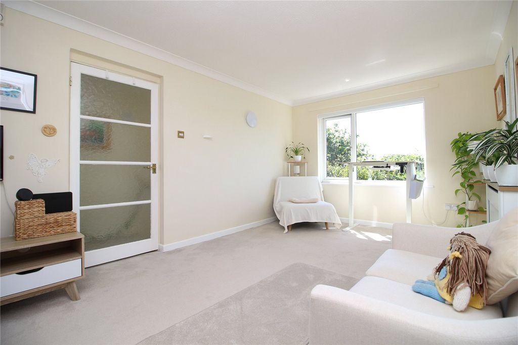 Property photo 3 of 12 Picture No. 03