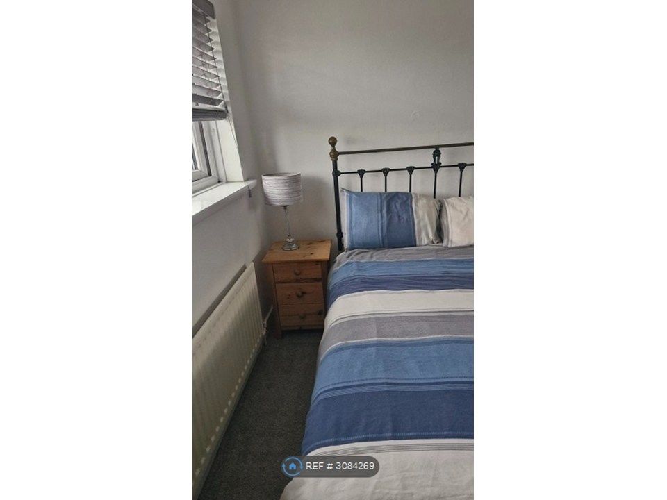 Property photo 3 of 25