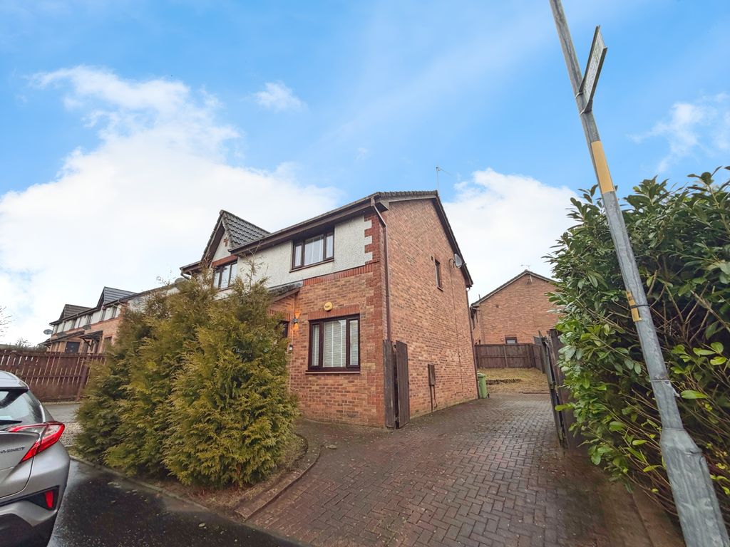 Property photo 1 of 11 Daytime External Shot