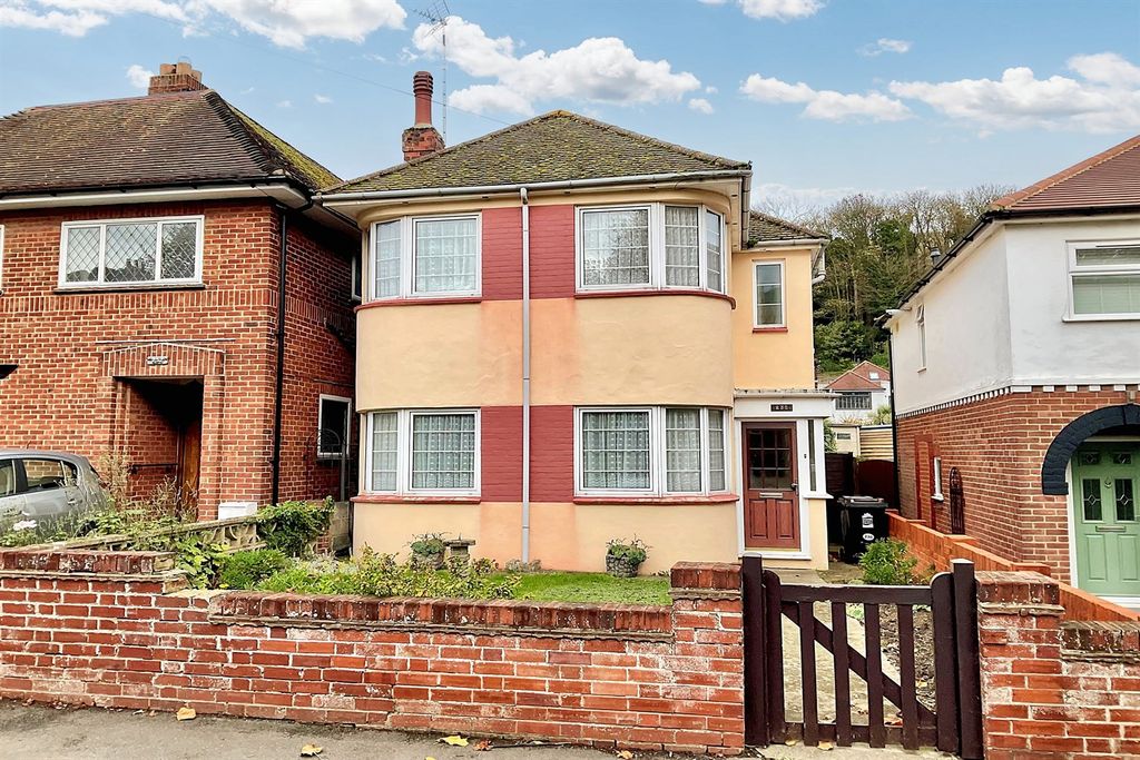 Property photo 1 of 13 (Main)