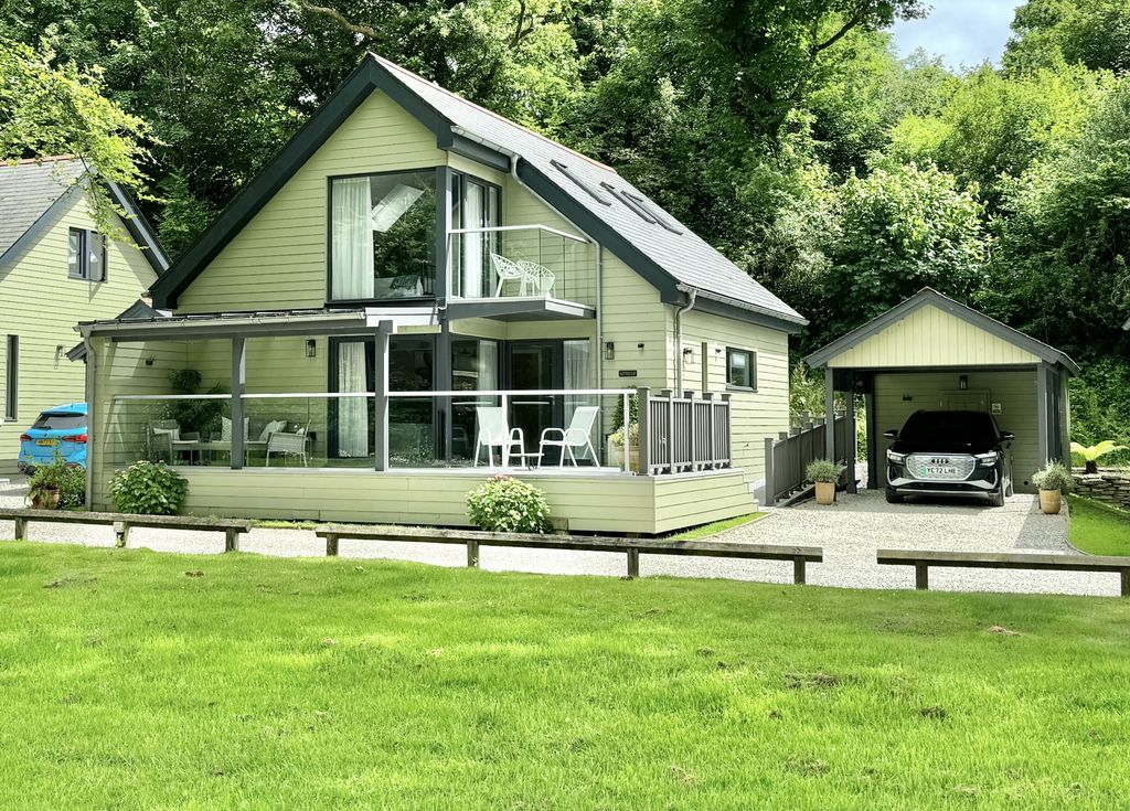 Property photo 1 of 13 Photo 14