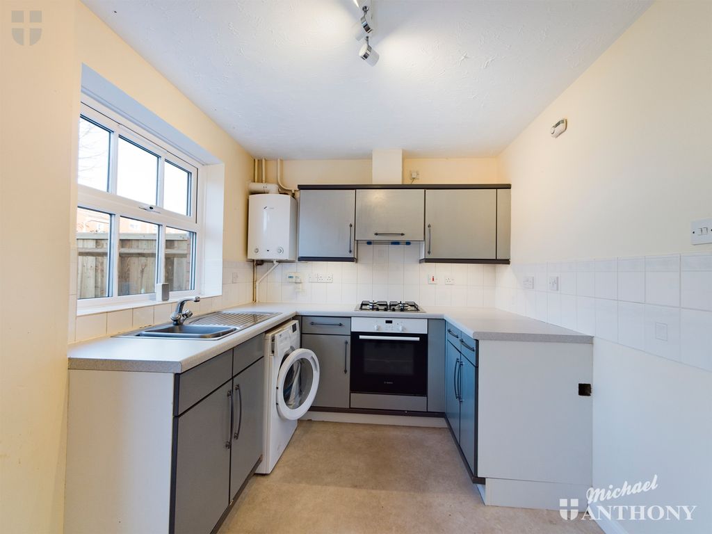 Property photo 3 of 8 Cam01064G0-Pr0080-Still003