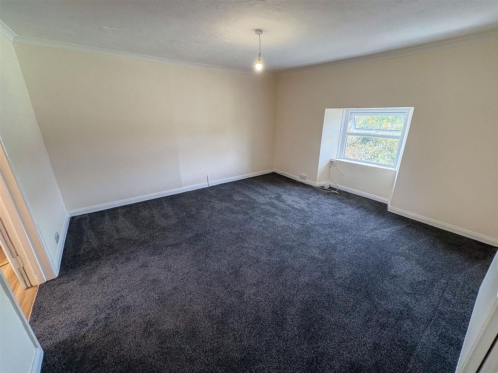 Property photo 3 of 6 Img_2549.Jpg