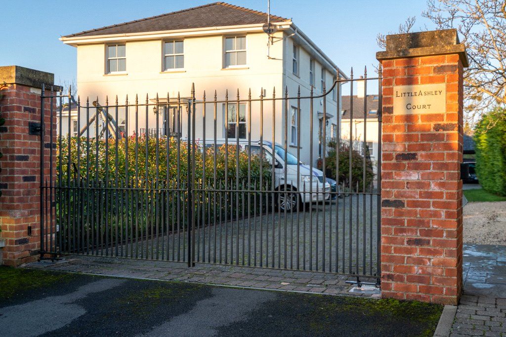 Property photo 2 of 17 Picture No. 06