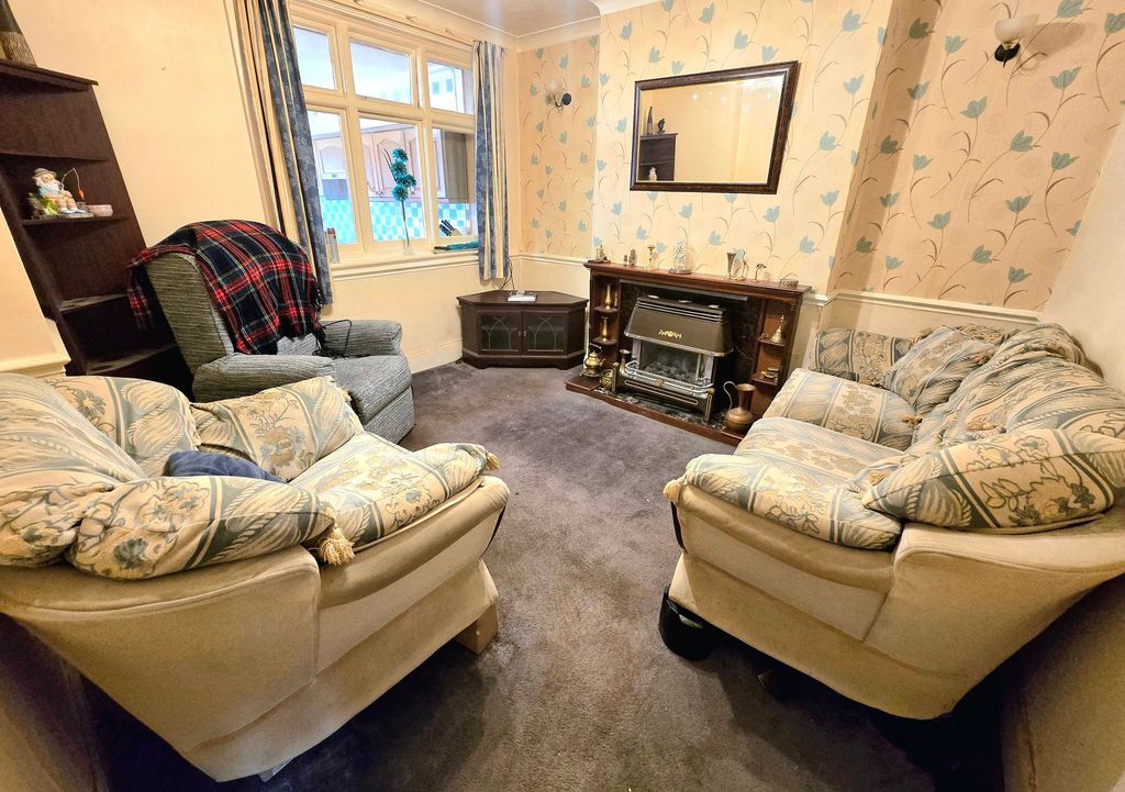 Property photo 3 of 31 Reception Room Two