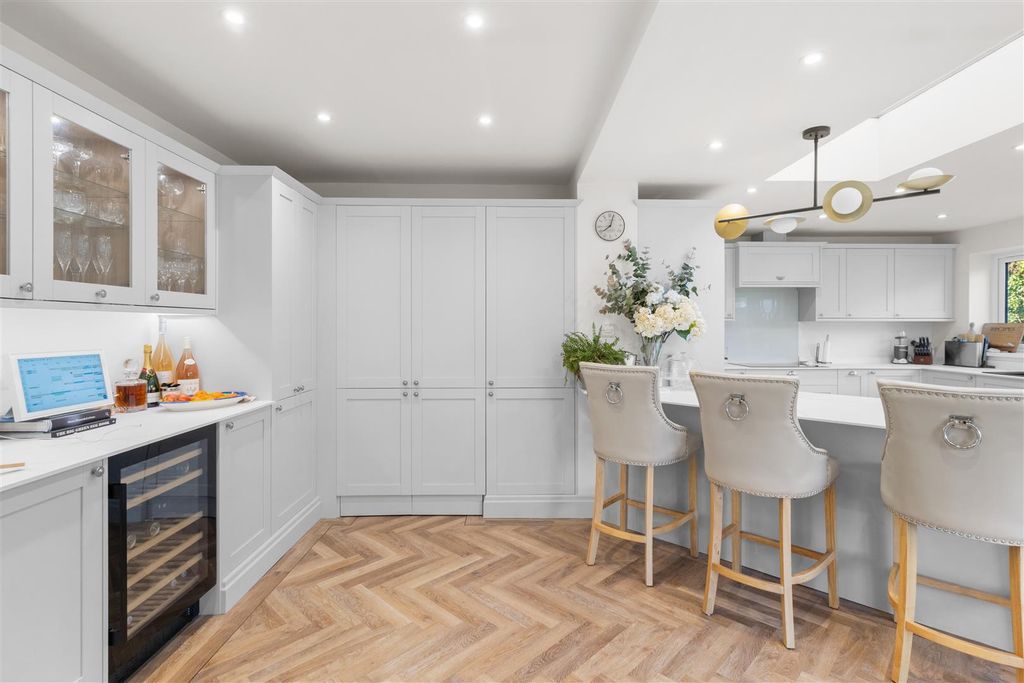 Additional image 4 of 4 bed detached house for saleEastbourne Road, Willingdon, Eastbourne BN20