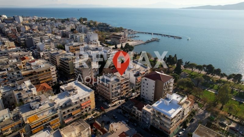 Property photo 2 of 48