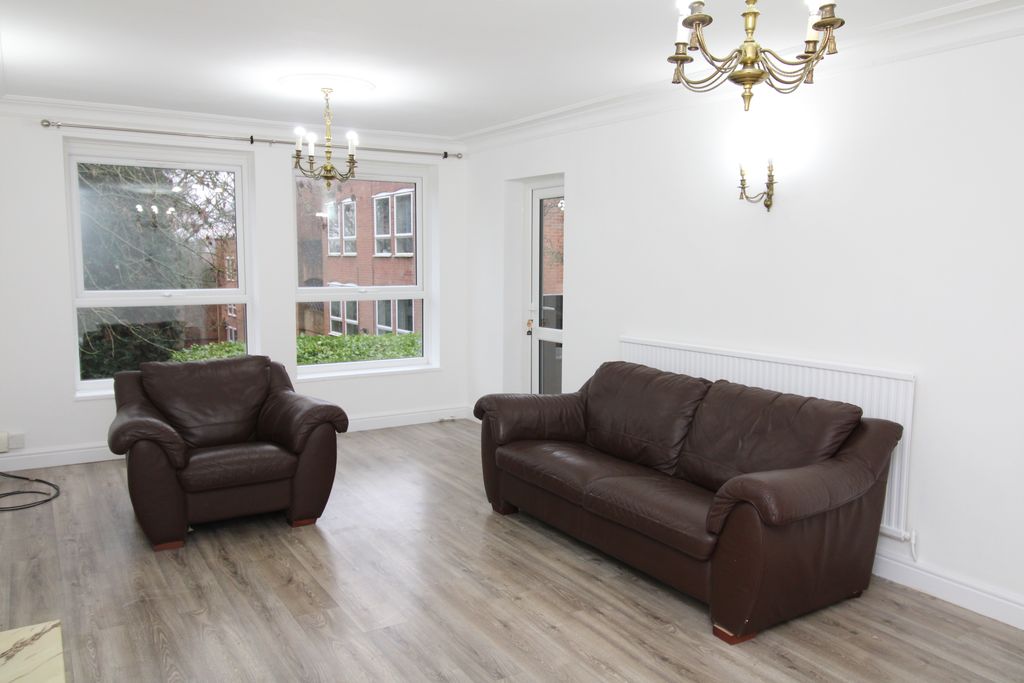 Property photo 3 of 13 Img_5574