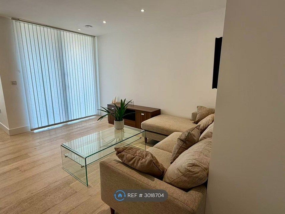 Property photo 2 of 24 Living