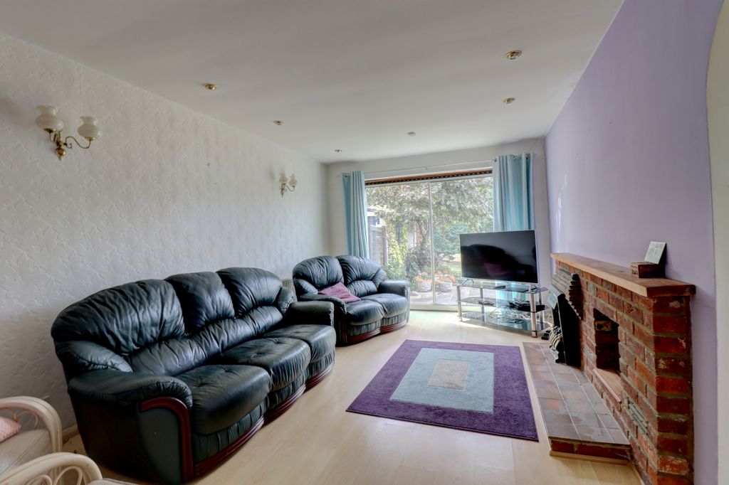 Property photo 3 of 9 Picture No. 02