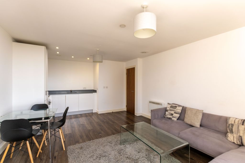 Property photo 3 of 13 Img_7092_1