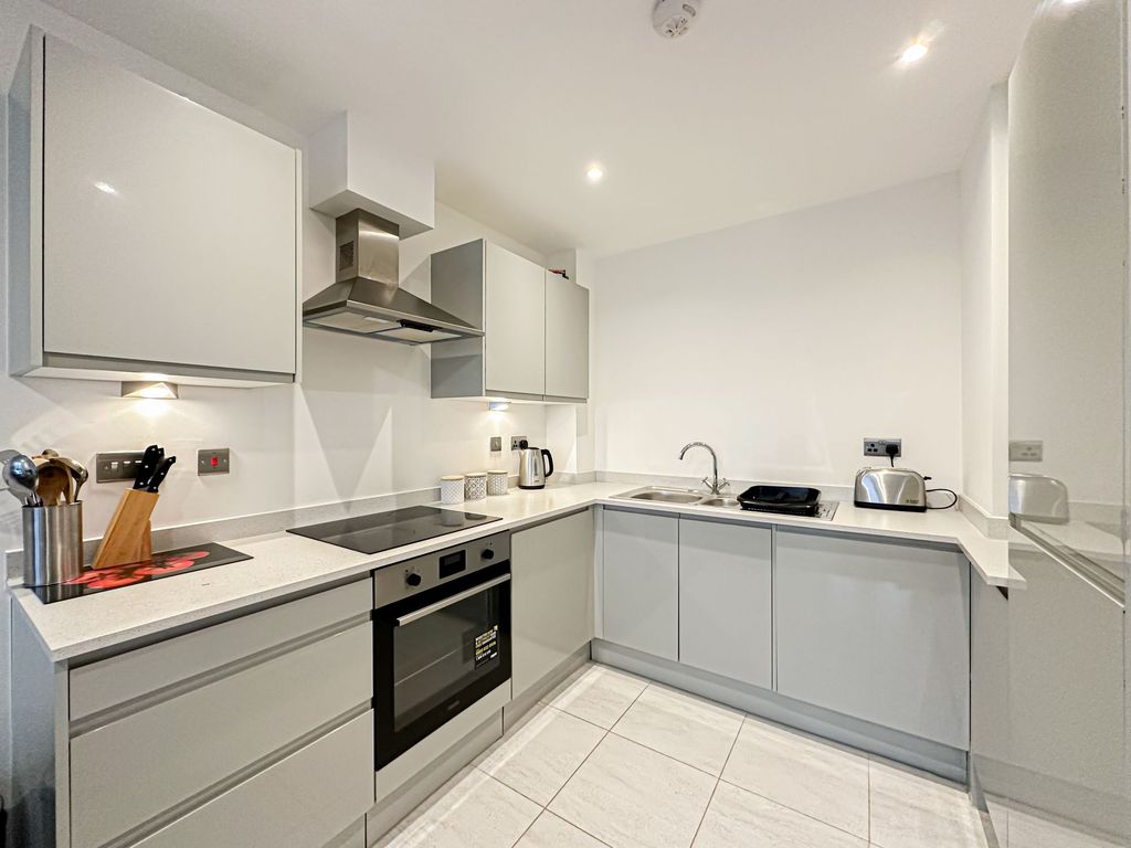 Property photo 2 of 16