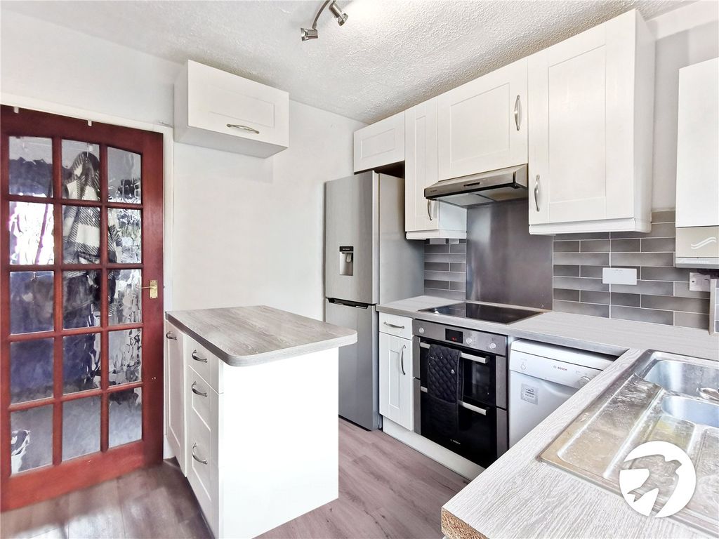 Property photo 3 of 7 Picture No. 01