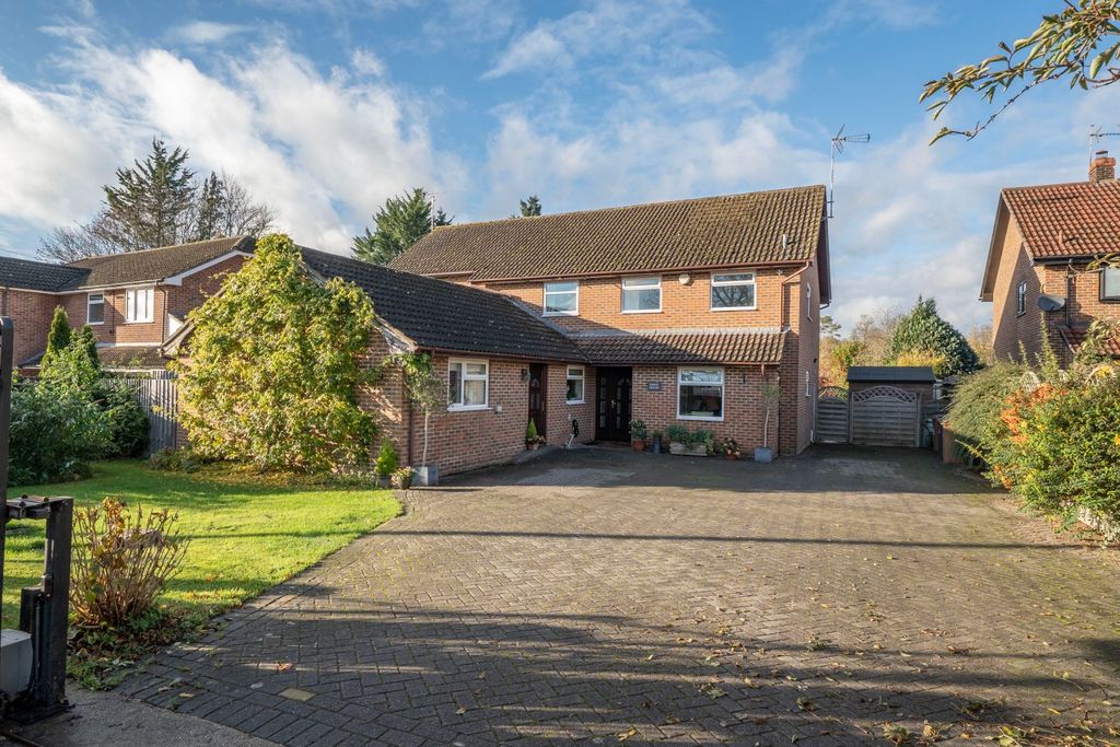 Property photo 1 of 49