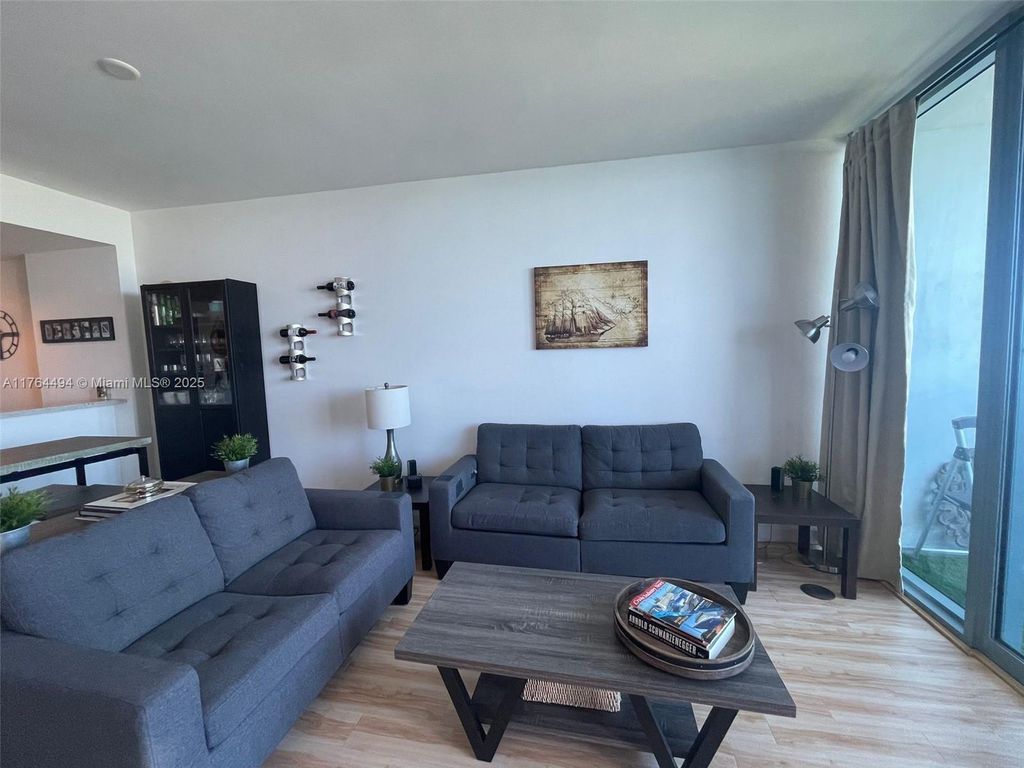 Property photo 3 of 22 <Alttext/>