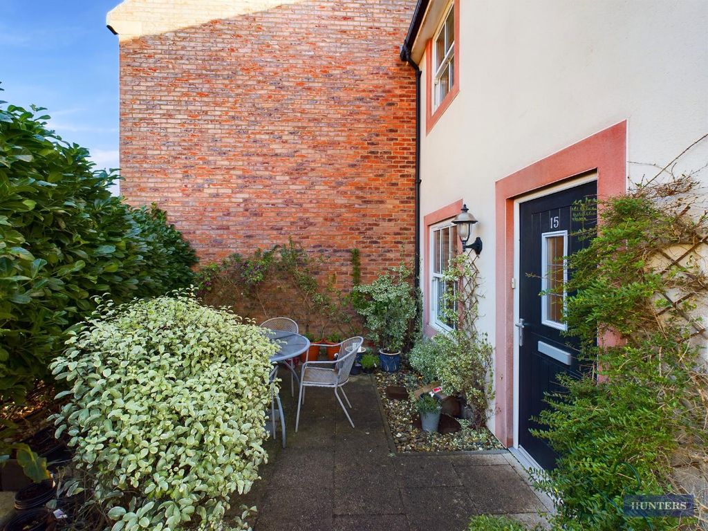 Property photo 2 of 24 Front