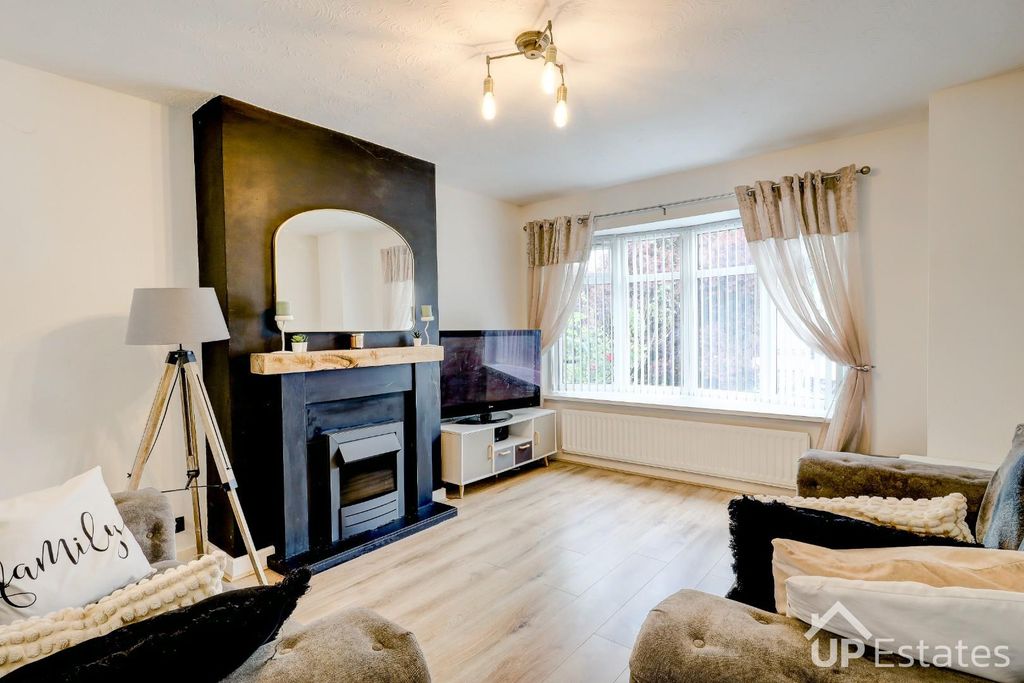 Property photo 3 of 24