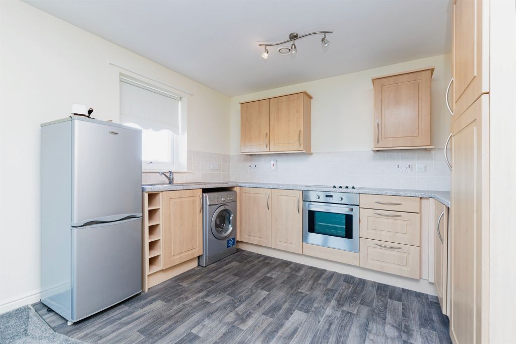 Property photo 2 of 11