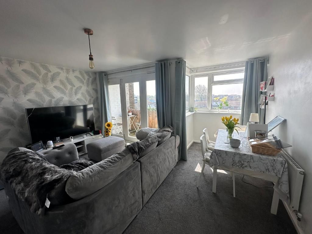 Property photo 3 of 13 Photo 3