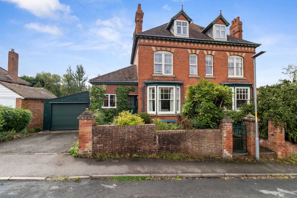 Property photo 1 of 24