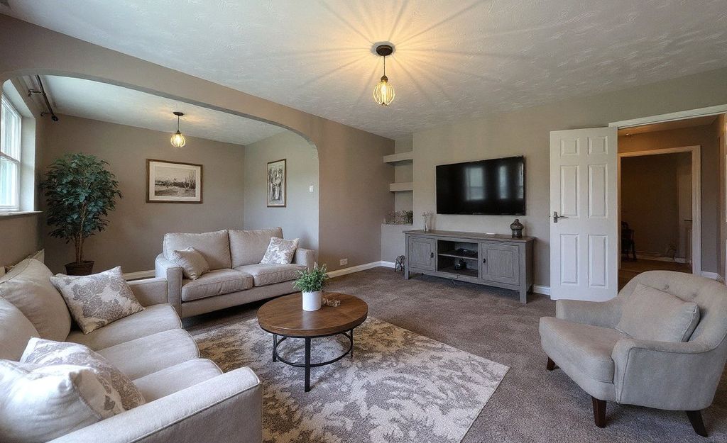 Property photo 2 of 18 Picture No. 21