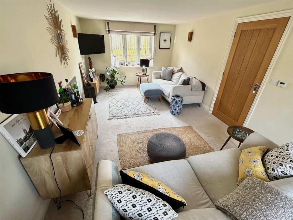 Property photo 3 of 24 34.Jpg