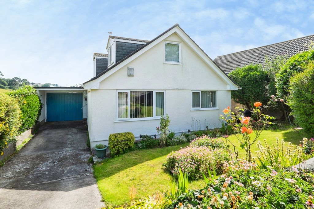 Property photo 1 of 21 Pbox-Img.Jpg