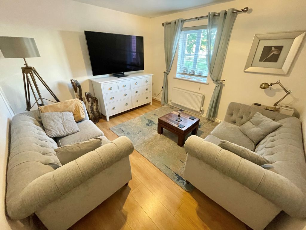 Property photo 2 of 17 View