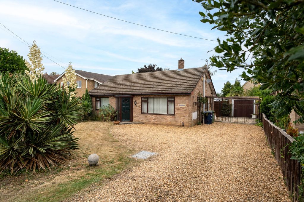 Property photo 1 of 21