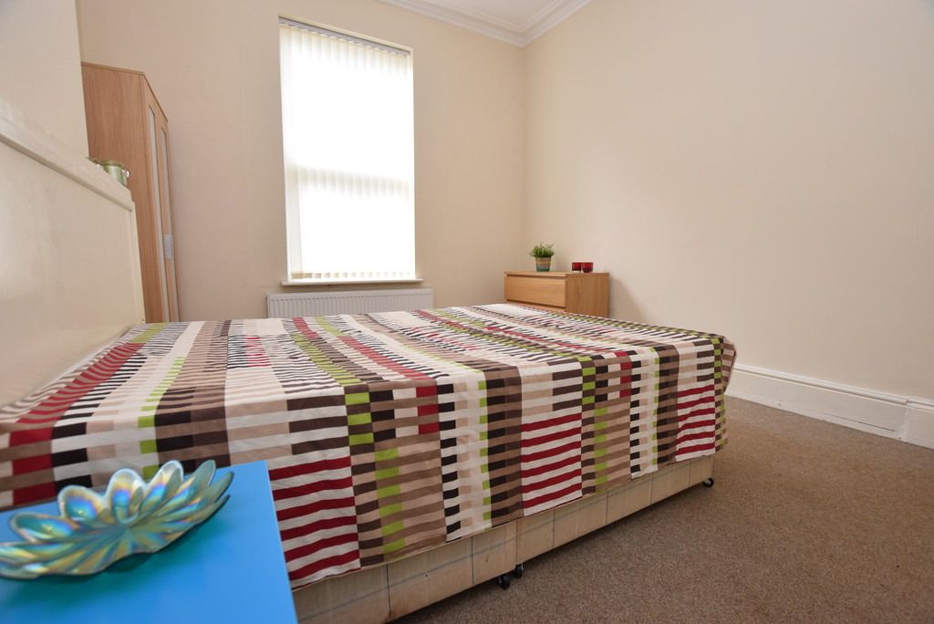 Property photo 3 of 6 1184243