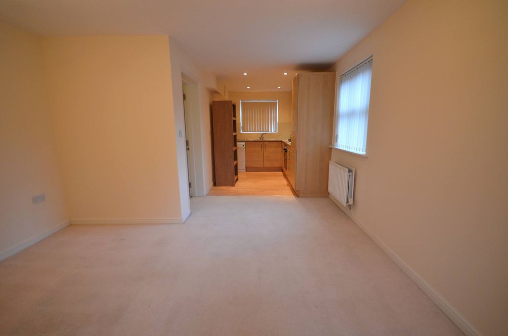 Property photo 2 of 5