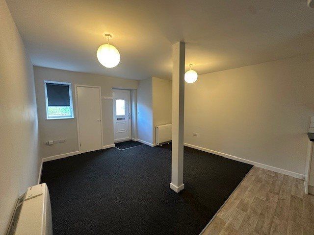 Property photo 3 of 6 2