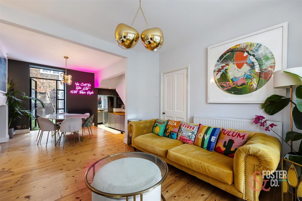 Property photo 1 of 21 Lorna Road_9-012.Jpg