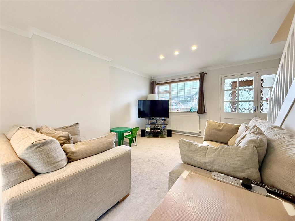 Property photo 3 of 23 3