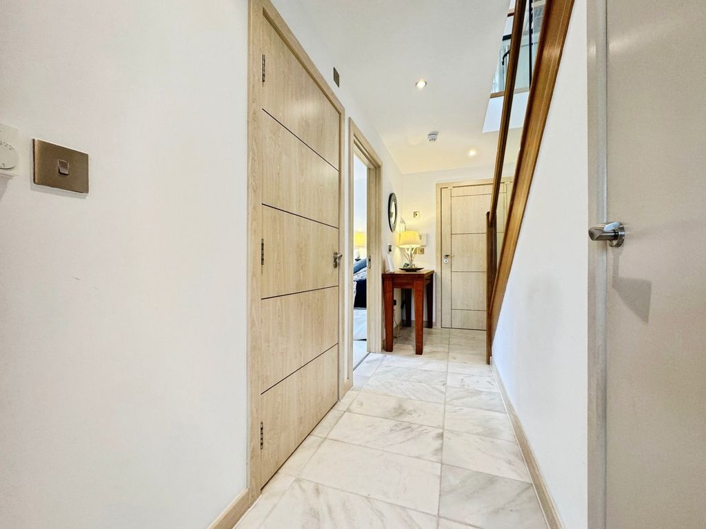 Additional image 19 of 2 bed flat for saleThe Creekside, Looe, Cornwall PL13