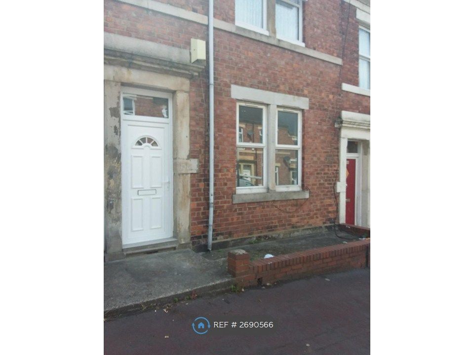 Property photo 1 of 3 Front External