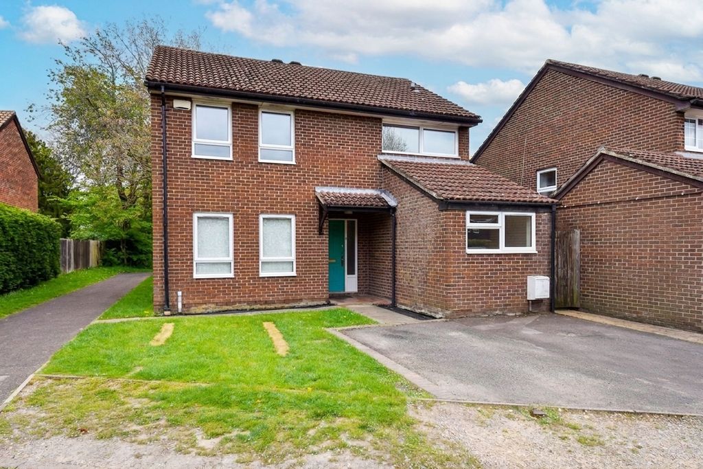 Property photo 1 of 17