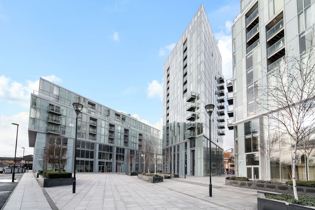 Property photo 1 of 9 __J_0420 - Option...