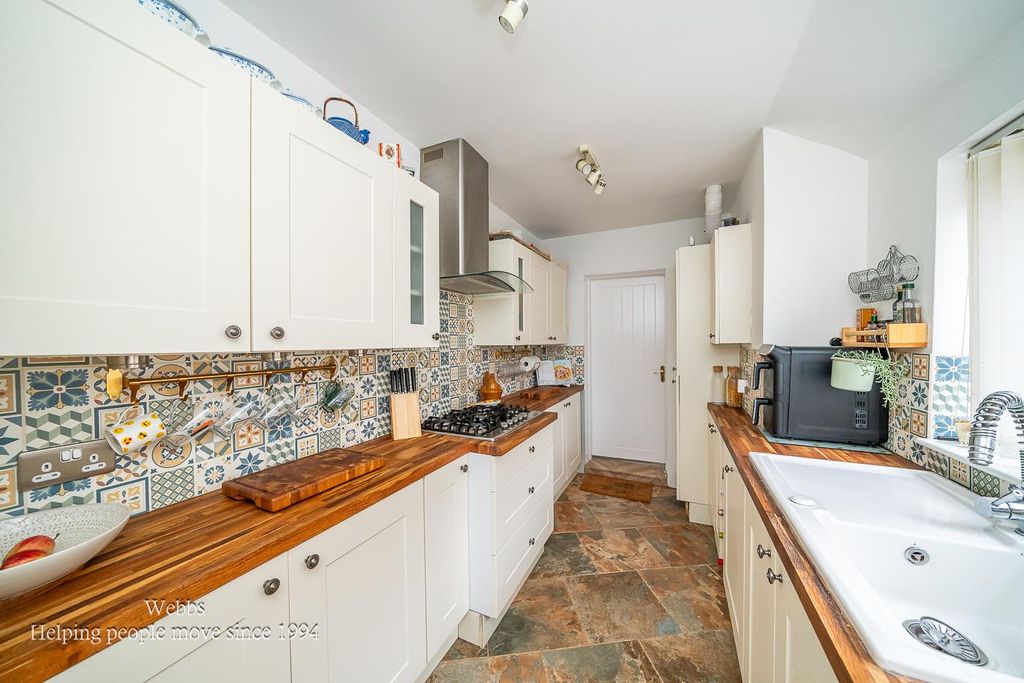 Property photo 2 of 28 Webbs-10.Jpg