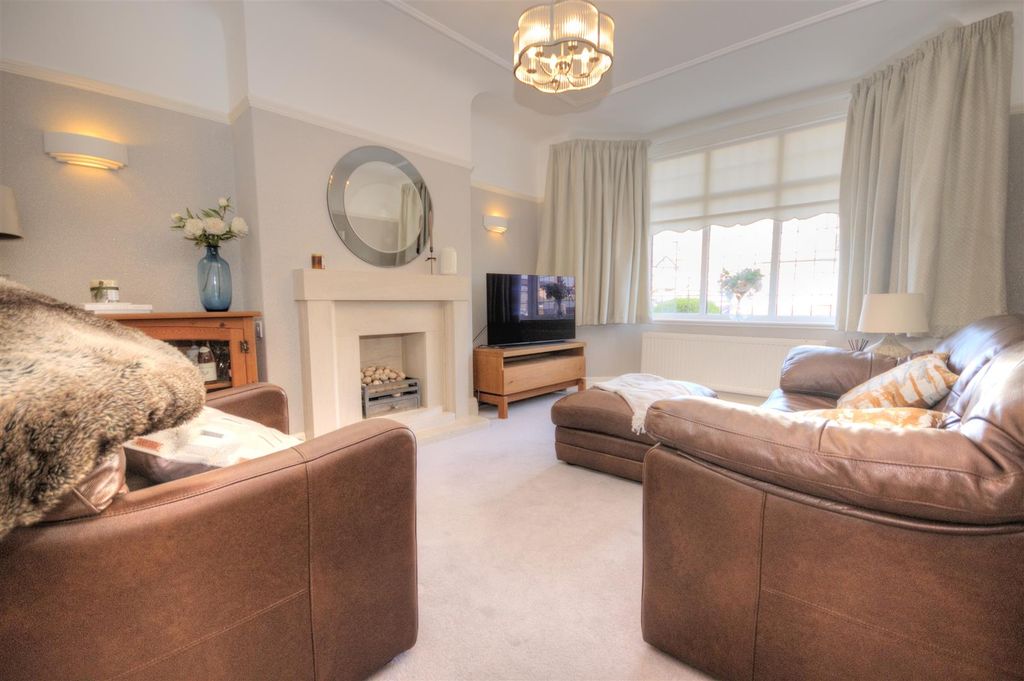 Property photo 3 of 16 Dsc_3393_Enhancer.Jpg