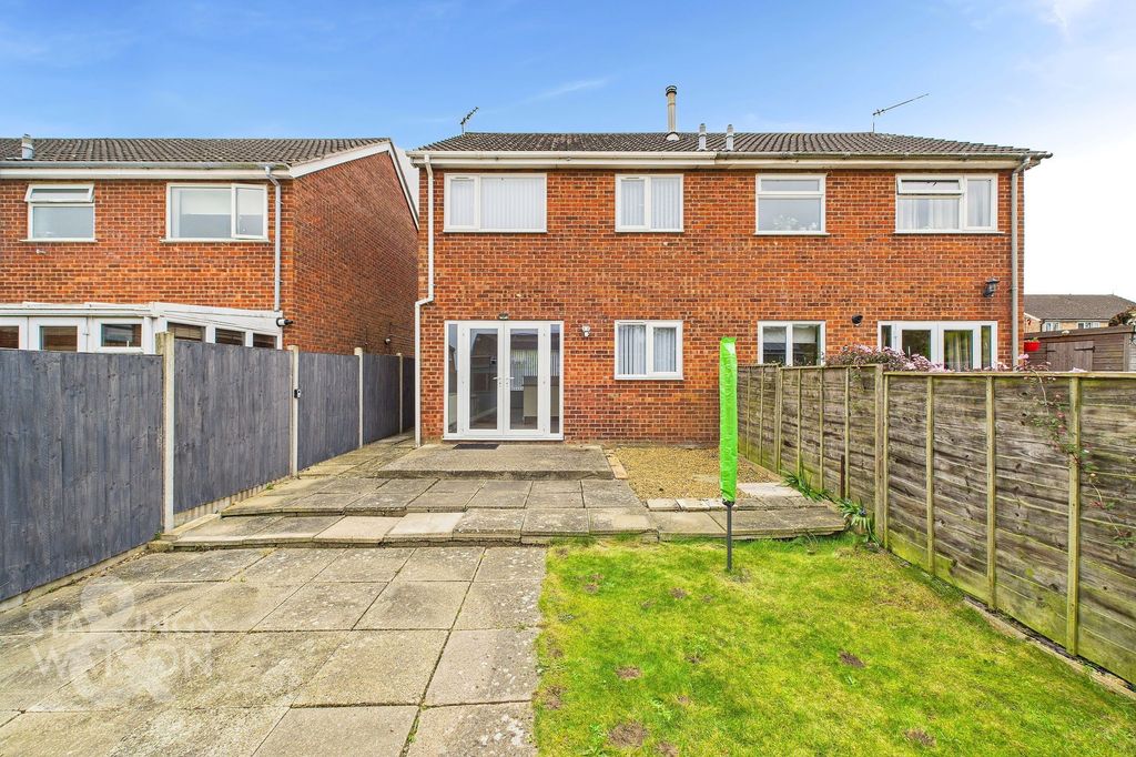 Property photo 3 of 19