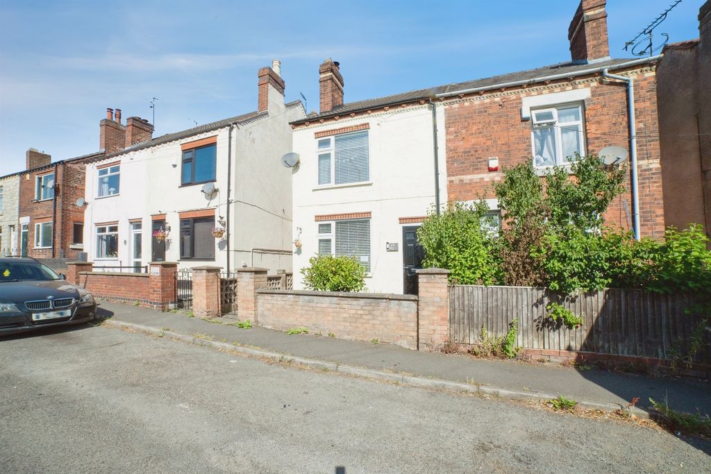 Property photo 2 of 25