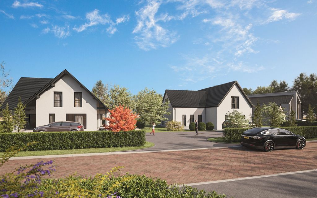 Property photo 2 of 13