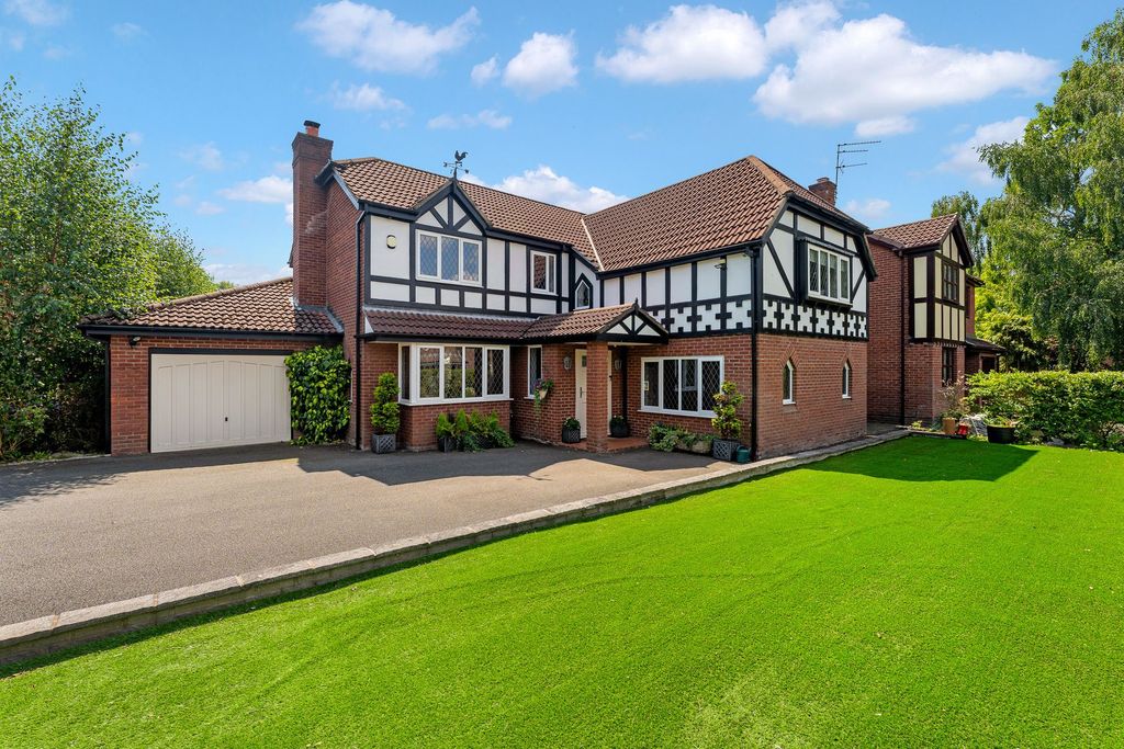 Property photo 1 of 50